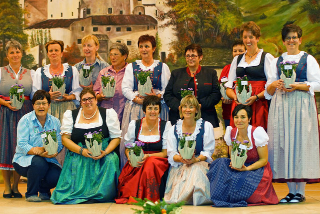 Alle Ortsbäuerinnen und Stellvertrerinnen vom Gebiet Obersten Gericht und Sonnenplateau.