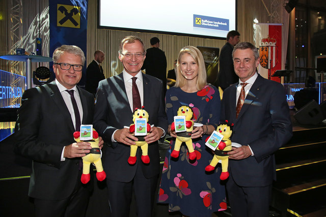 Bürgermeister Klaus Luger, Landeshauptmann Thomas Stelzer, Landesrätin Christine Haberlander und Generaldirektor Heinrich Schaller beim Empfang der Raiffeisenlandesbank.