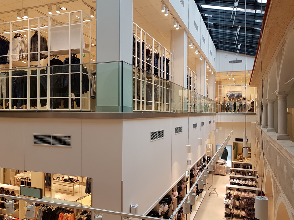 St. Veit: Die H&M-Filiale sperrt am Donnerstag auf - St. Veit St. Veit: Die H&M-Filiale sperrt am Donnerstag auf - St. Veit