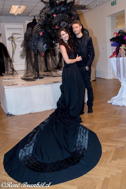 Kimberly Budinsky,Christoph Haas