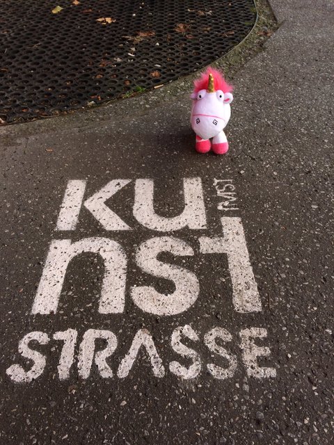 Die Kunststraße Imst 2017 wird am 1.12. um 18 Uhr mit einem großen Kunstfest am Sparkassenplatz eröffnet.