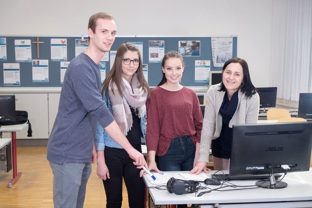 Kaprun wo frauen kennenlernen. Private partnervermittlung aus ybbs an der donau. Neue menschen kennenlernen in neualm. Griffen singletreff kostenlos. Single date wilfersdorf: Private partnervermittlung aus untere