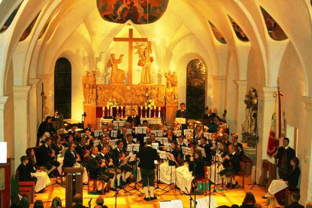 Die MK St. Anton lädt zum Cäcilienkonzert ein. | Foto: MK St. Anton / Schranz