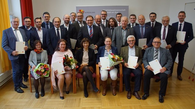 Nach der Angelobung gab es ein Gruppenfoto aller Bürgermeister und Vizebürgermeister.