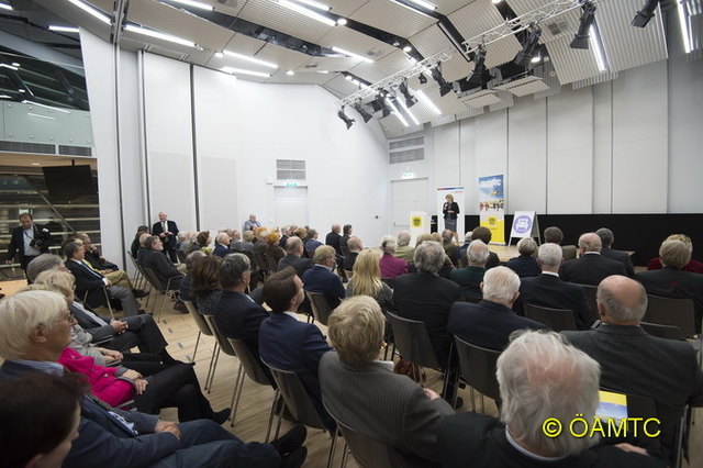 Dr. Wolfgang Brandstetter mit Béla Barényi Preis 2017 ausgezeichnet