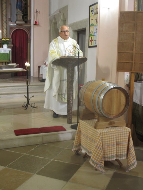 P. Karl Seethaler bei der Festpredigt