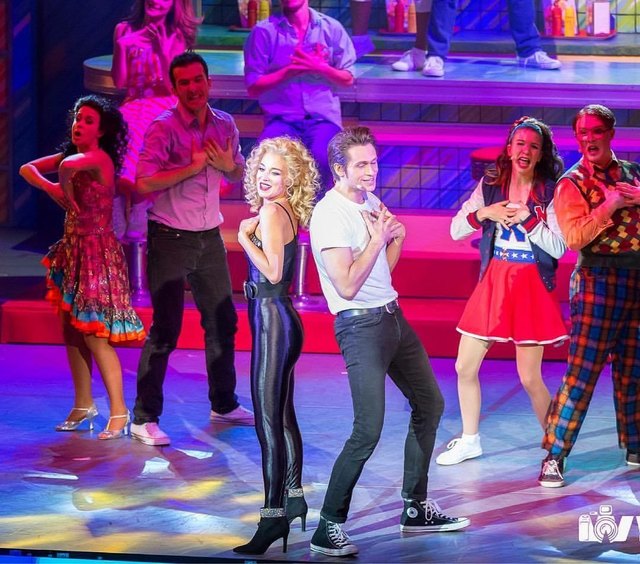 Stargast Veronika Riedl ist gerade als "Sandy" im Musical Grease auf Tour und ist beim Casting als Jurorin vertreten. | Foto: Matthias Wulff