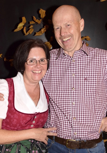 Die Obfrau der Musikkapelle Kössen Susanne Straif mit ihrem Ehemann Josef.