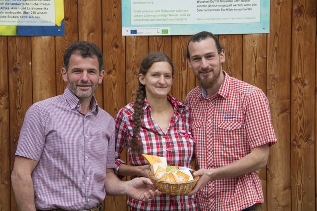 Franz Taschl, Bettina und Jungbauer Stefan Taschl.