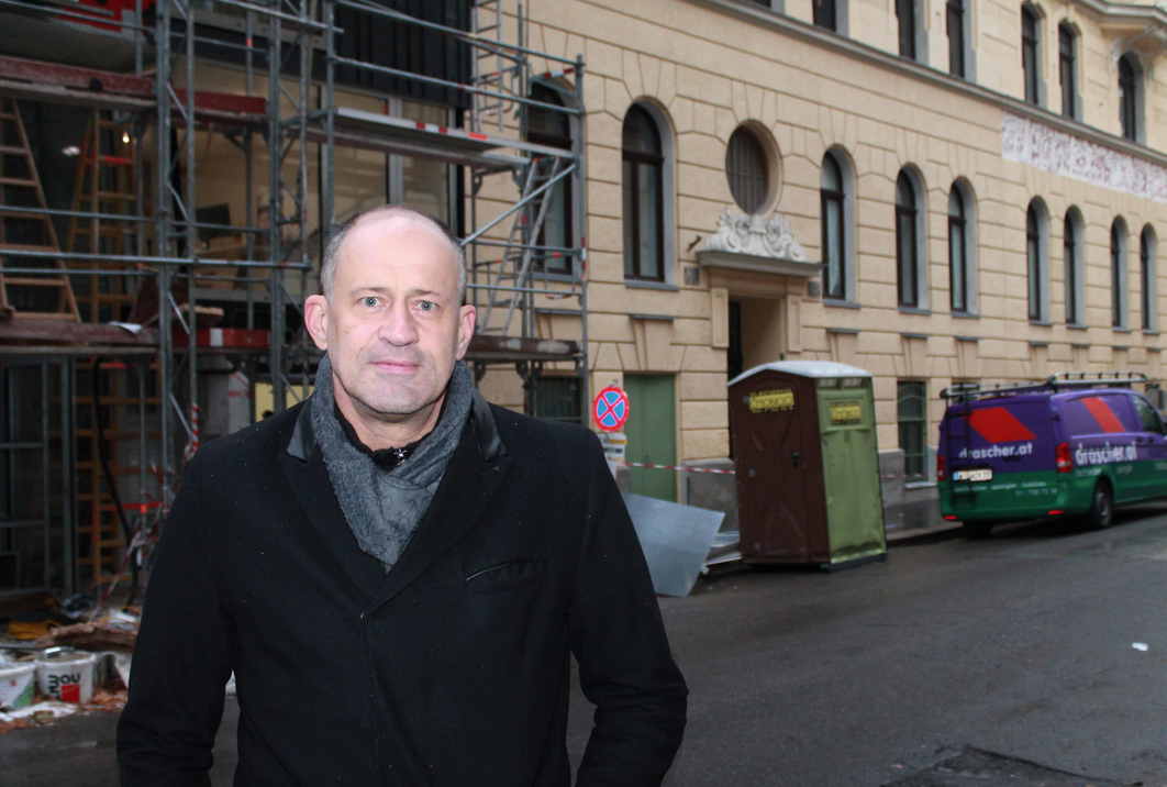 "Baustellen werden oft mehrmals verlängert. Die Parkplätze fallen dann noch länger weg", klagt Anrainer Horst Wittrich.