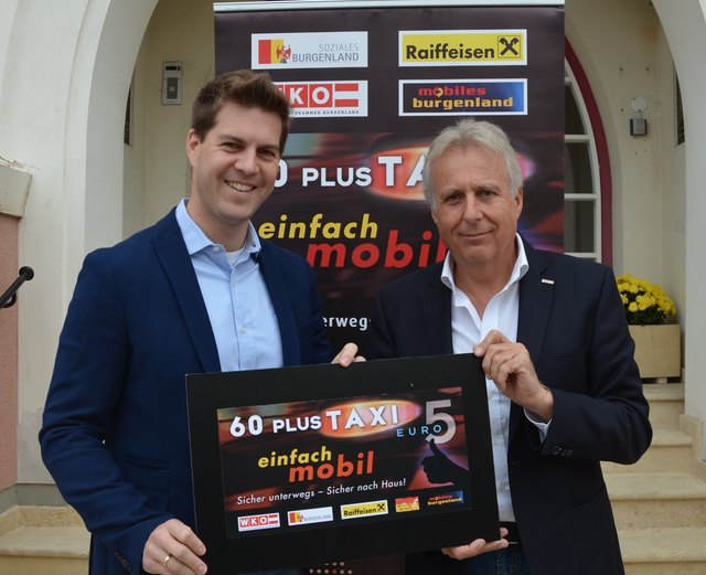 Bgm. Christoph Wolf und Patrick Poten starteten das 60plusTaxi in Hornstein. | Foto: WKO