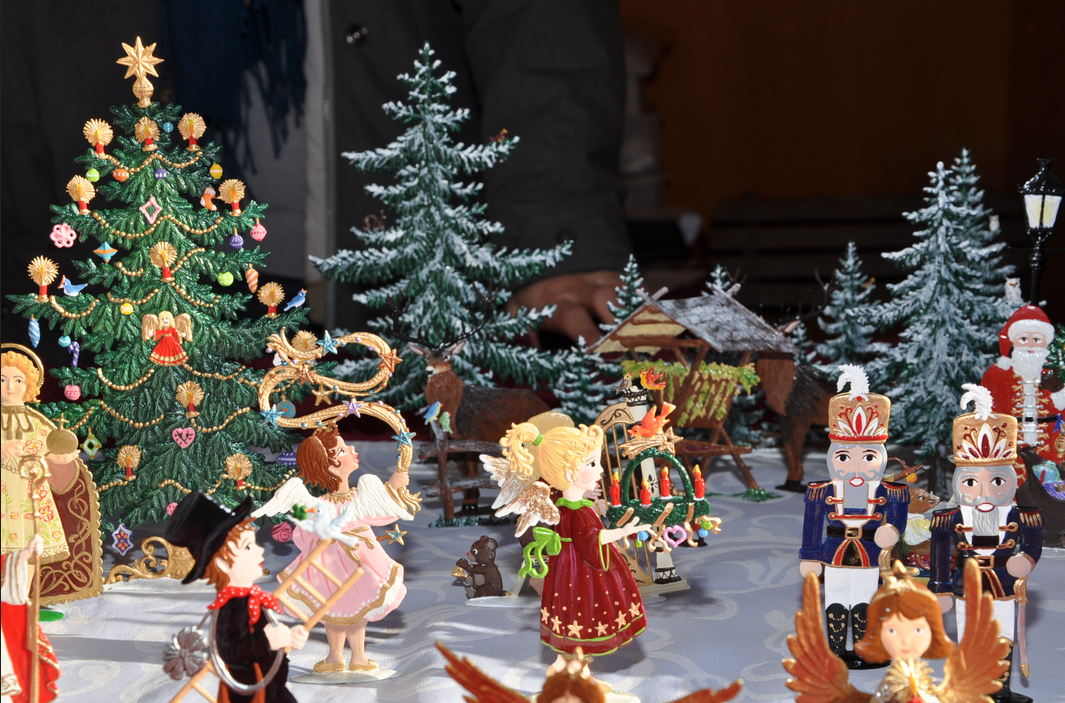 Volkskultur Nö lädt zum "Stillen Advent am Ludwig-von-Köchel-Platz"