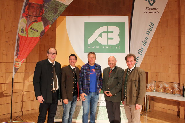 Abteilungsleiter Gerhard Reeh (SVB), SVB-Vorsitzender Vzbgm. Siegfried Huber, Olympiasieger Fritz Strobl, Regionalbüroleiter Arno Ladstätter (SVB), Sicherheitsberater Johannes Kröpfl (SVB; v.li.) | Foto: KK