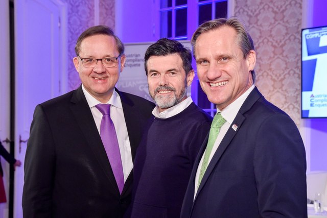 Unterstützen Appell: Günther Ofner, Vorstandsmitglied Flughafen Wien, Hubert Neuper, Eventmanager und Gert Zaunbauer, Obmann der Fachgruppe Freizeit- und Sportbetriebe in der WKNÖ