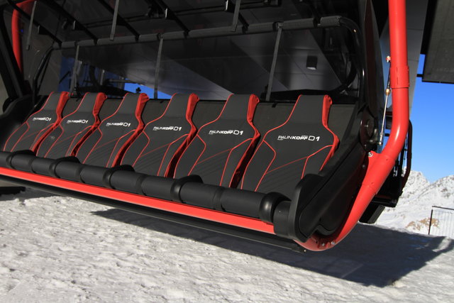 Die neue Bahn erstrahlt im Ischgl Corporate Design. | Foto: Silvrettaseilbahn AG