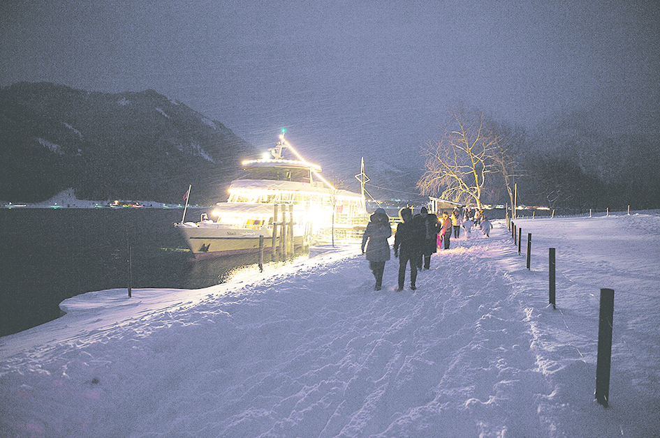 Jetzt mitspielen und gewinnen – die TIWAG verlost 90 x 2 Tickets für die Sonderfahrten „Weihnachten auf der MS Achensee“!