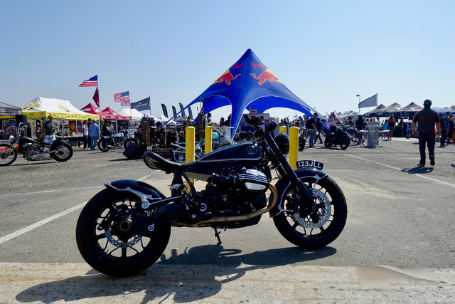 Customizing-Legende Shinya Kimura brachte einige Schmuckstücke mit zur Moto Beach Classic. | Foto: © Ralf Schütze / mid / TRD