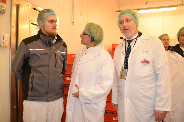 Jürgen Gratzl, LH Johanna Mikl-Leitner und Firmenchef Rudolf Berger. | Foto: Zeiler