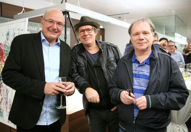 Hermann Köhle mit Guido Walch und Günther Halama vom ArtClub Imst