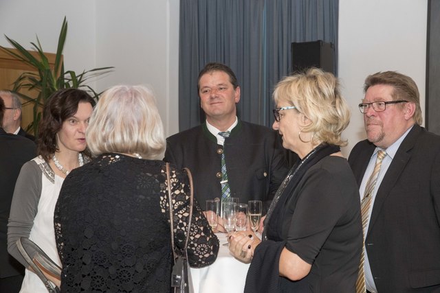 Leoben, Oesterreich,18.11.2017,Chronik. Bild zeigt ein Feature von der Straussgala 2017. 