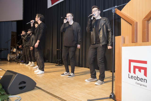 Leoben, Oesterreich,18.11.2017,Chronik. Bild zeigt ein Feature von der Straussgala 2017. 