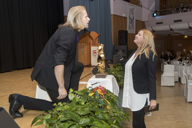 Leoben, Oesterreich,18.11.2017,Chronik. Bild zeigt ein Feature von der Straussgala 2017. 