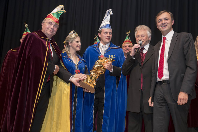 Leoben, Oesterreich,18.11.2017,Chronik. Bild zeigt ein Feature von der Straussgala 2017. 