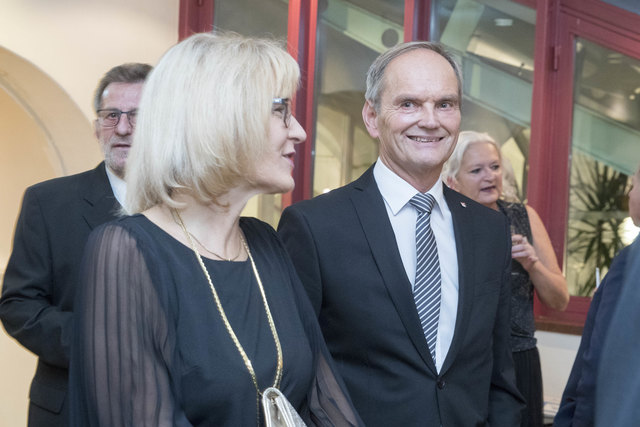 Leoben, Oesterreich,18.11.2017,Chronik. Bild zeigt ein Feature von der Straussgala 2017. 