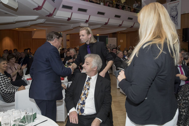 Leoben, Oesterreich,18.11.2017,Chronik. Bild zeigt ein Feature von der Straussgala 2017. 