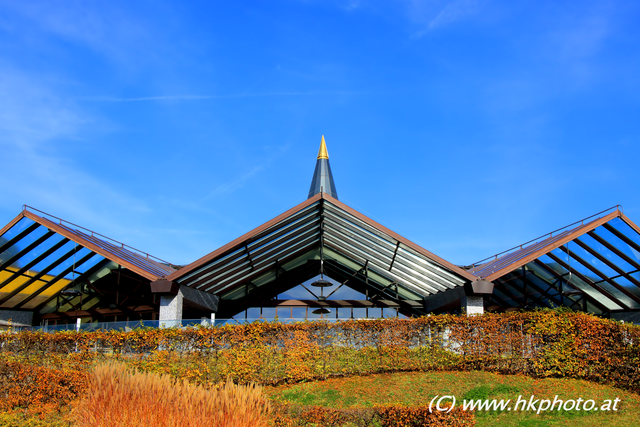 Ardhitektur in Velden am Wörthersee im Herbst.