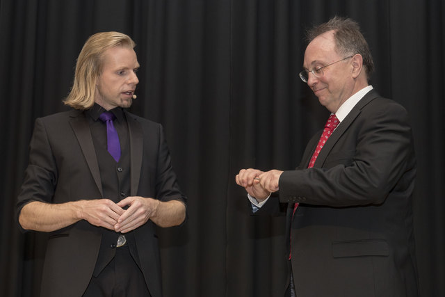 Leoben, Oesterreich,18.11.2017,Chronik. Bild zeigt ein Feature von der Straussgala 2017. 