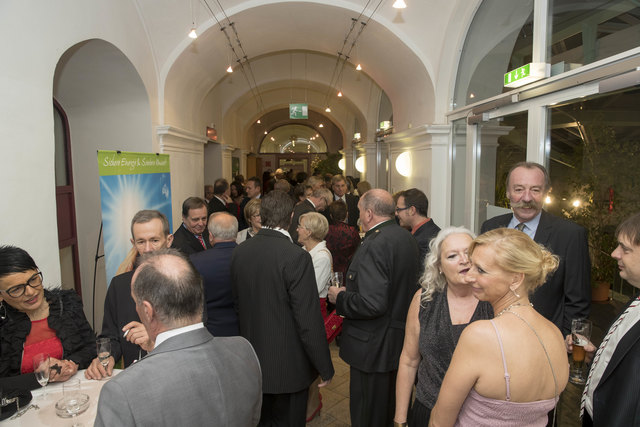 Leoben, Oesterreich,18.11.2017,Chronik. Bild zeigt ein Feature von der Straussgala 2017. 