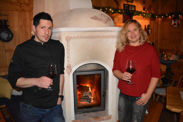 Chefkoch Stefan Rieser und Elvira Fazekas-Glöckl.