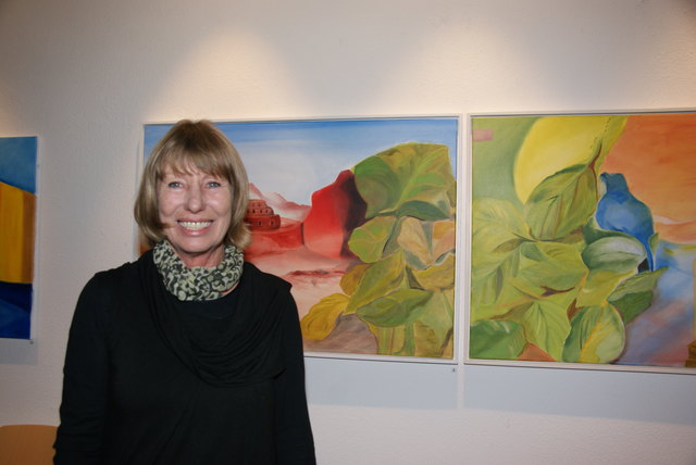 Ausstellungseröffnung in der Kimm eini Galerie: Christine Scherl aus Grins zeigt ihre Werke.