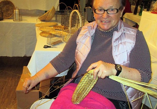 Frau Strasser aus Lohnsburg hat es wieder entdeckt, mehr hier : https://lebendigeshandwerk.jimdo.com/gewerke/