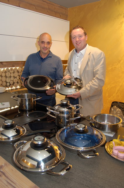 Kochen mit Gebhard Mischitz (links) und Armin Juritsch | Foto: WOCHE