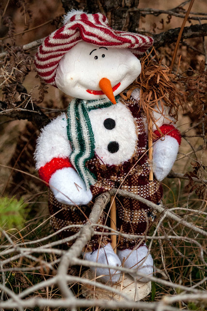 Bild 035: auch solche Dekorationen wie hier ein Plüschschneemann waren unter dem Christbaum von Bild 34 zu finden. © Ing. Günter Kramarcsik