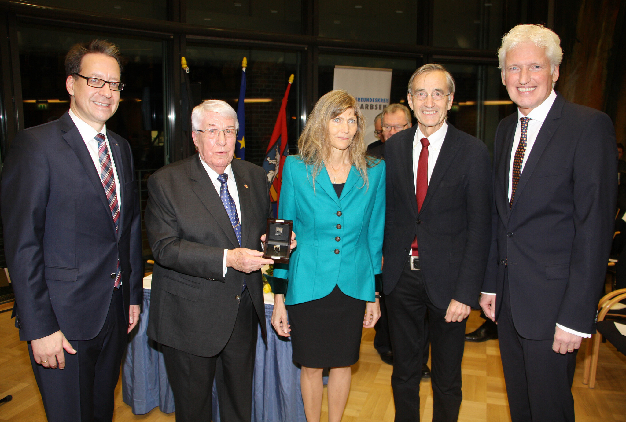 Uni Innsbruck gratuliert Hochmair zu Ehrenring der Stadt