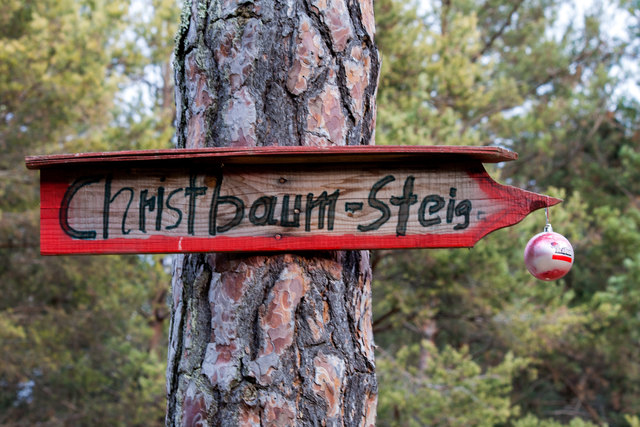 Bild 004 mit Markierungspunkt Nr. III in Übersichtskarte. Hinweis zum Christbaum- Steig. © Ing. Günter Kramarcsik