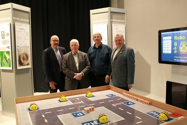 Bruno Josseck, Erich Rondonell, Jens Gallenbacher (TU Darmstadt) und Leo Ludick. | Foto: Herzog
