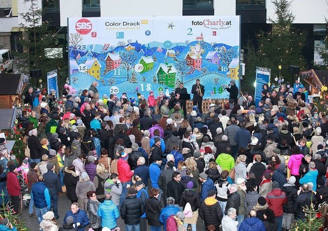 Foto von der Schlussverlosung 2016 in Schwarzach.