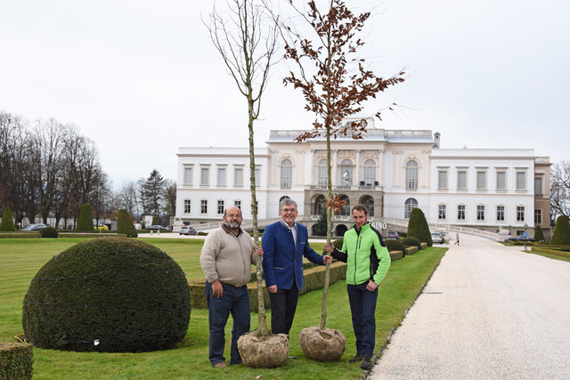 Im Bild von links: Christian Straßl, Landesrat Josef Schwaiger und Alexander Forsthuber. | Foto: Peter Altendorfer