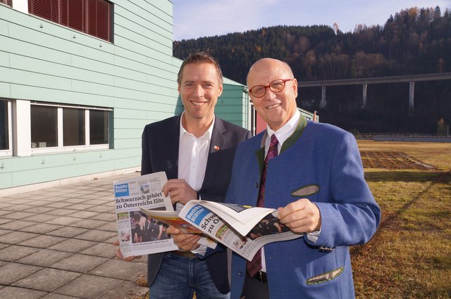 Der langjährige AK-Präsident Siegfried Pichler (re.) und sein künftiger Nachfolger Peter Eder sind treue Bezirksblätter-Leser. | Foto: Julia Baumgärtner