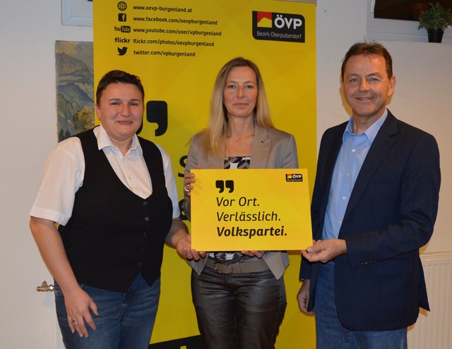 Foto 2: Bernadette Gsertz, Angelika Greiner, Nikolaus Berlakovich