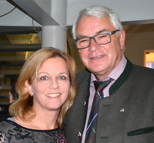 Vizemusikschuldirektorin Irene Lugger und Bernd Sengseis