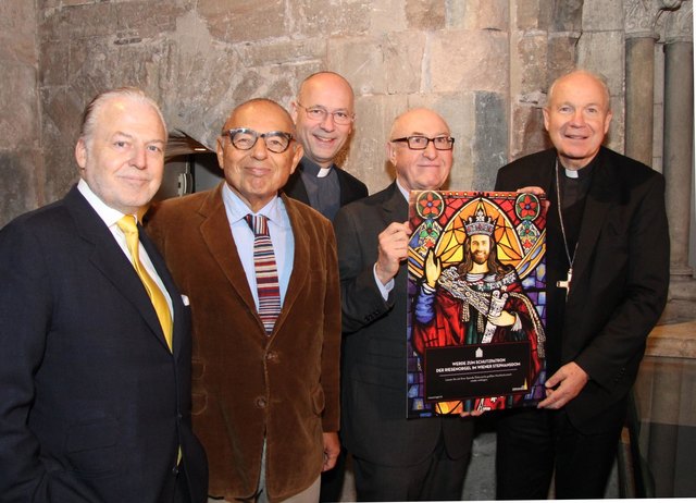 Unterstützen die Sanierung der Riesenorgel im Stephansdom: Wolfgang Rosam, Mariusz Jan Demner, Toni Faber, Dr. Günter Geyer und Erzbischof Kardinal Christoph Schönborn (v.l.)