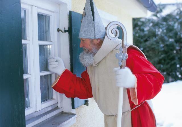 Der Besuch des Nikolaus - eine gern gesehene Tradition. | Foto: Archiv