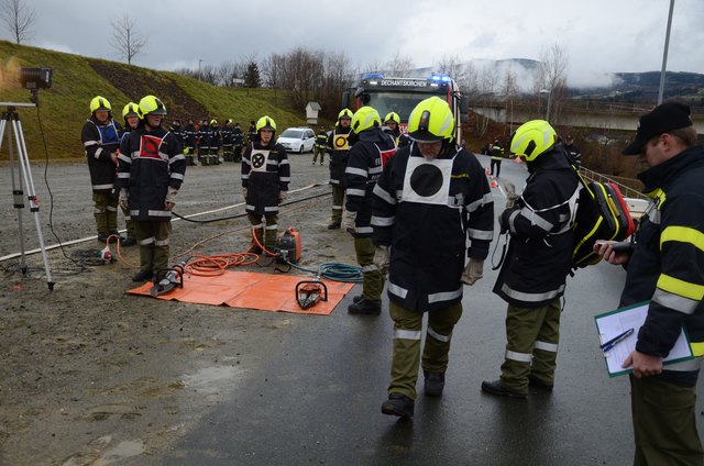 Bestens ausgebildet: 24 Mitglieder der Feuerwehr Dechantskirchen absolvierten die Technische Hilfeleistungsprüfung. | Foto: FF Dechantskirchen