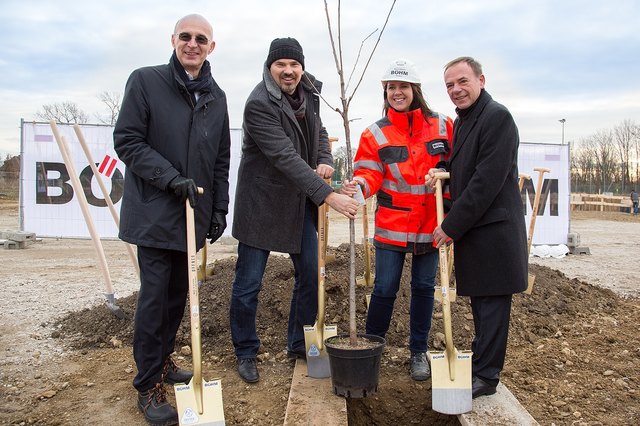 Architekt Heinz Lindner (li), magdas-Geschäftsführer Michael Kleinbichler (mitte) und BV Gerald Bischof (re)