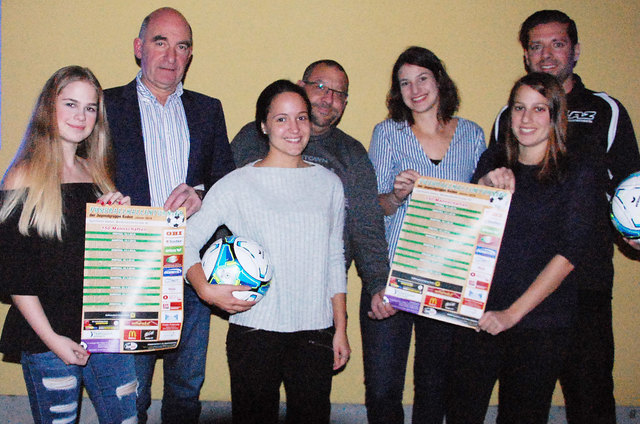 Hauptorganisator Ernest Patry: Zu nennen sind Chiara Wolfenstein, Melanie Nowotny, Walter Stoll, Jennifer Königstedt, Melissa Faseth und Rainer Weiß. | Foto: Martin Bleier